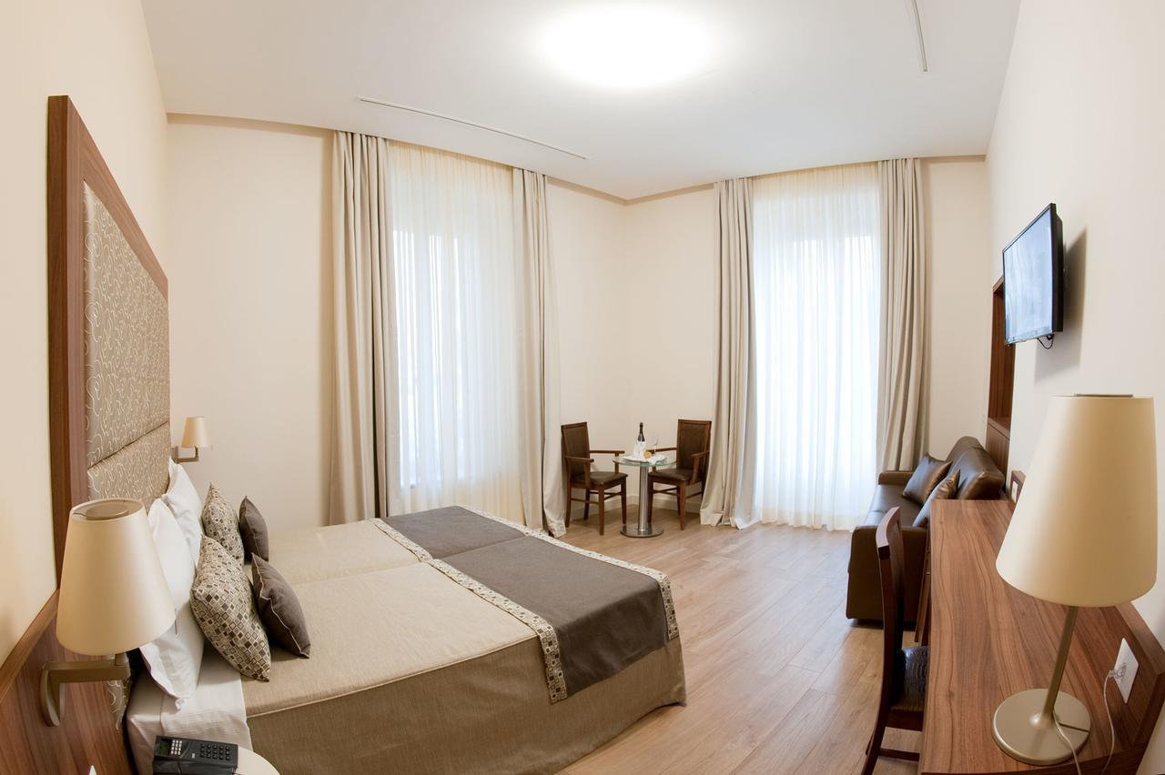 Navona Luxury Guesthouse Рим Екстериор снимка